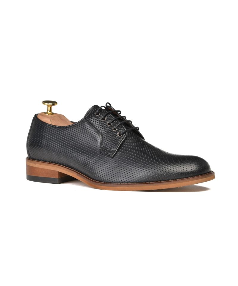 Perforated lace-up derby shoes 